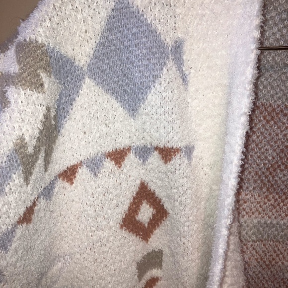 Open-front cardigan sweater - Picture 3 of 6